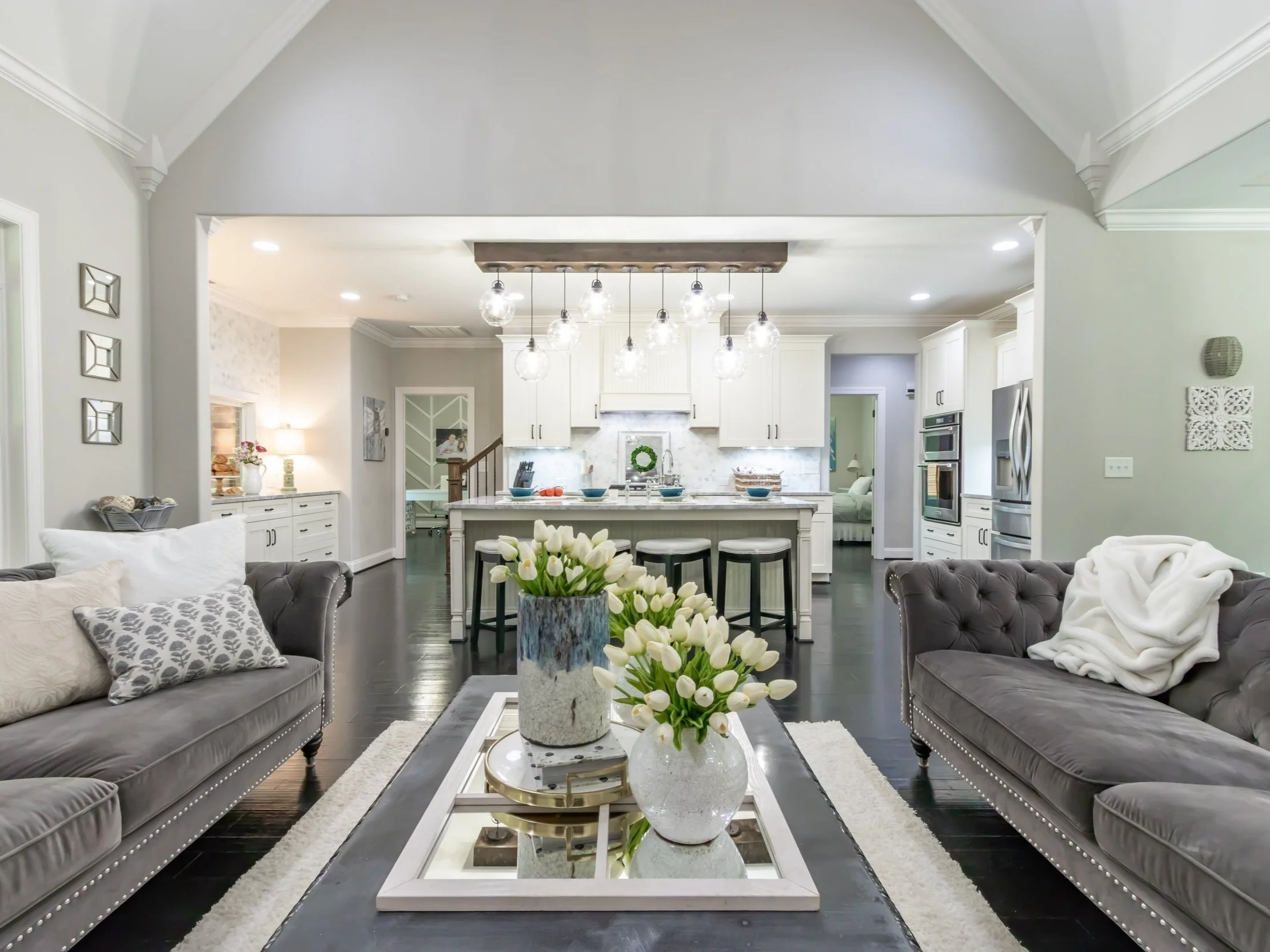 6 Sizzling Tips to Get Your Home Ready to Sell this Summer