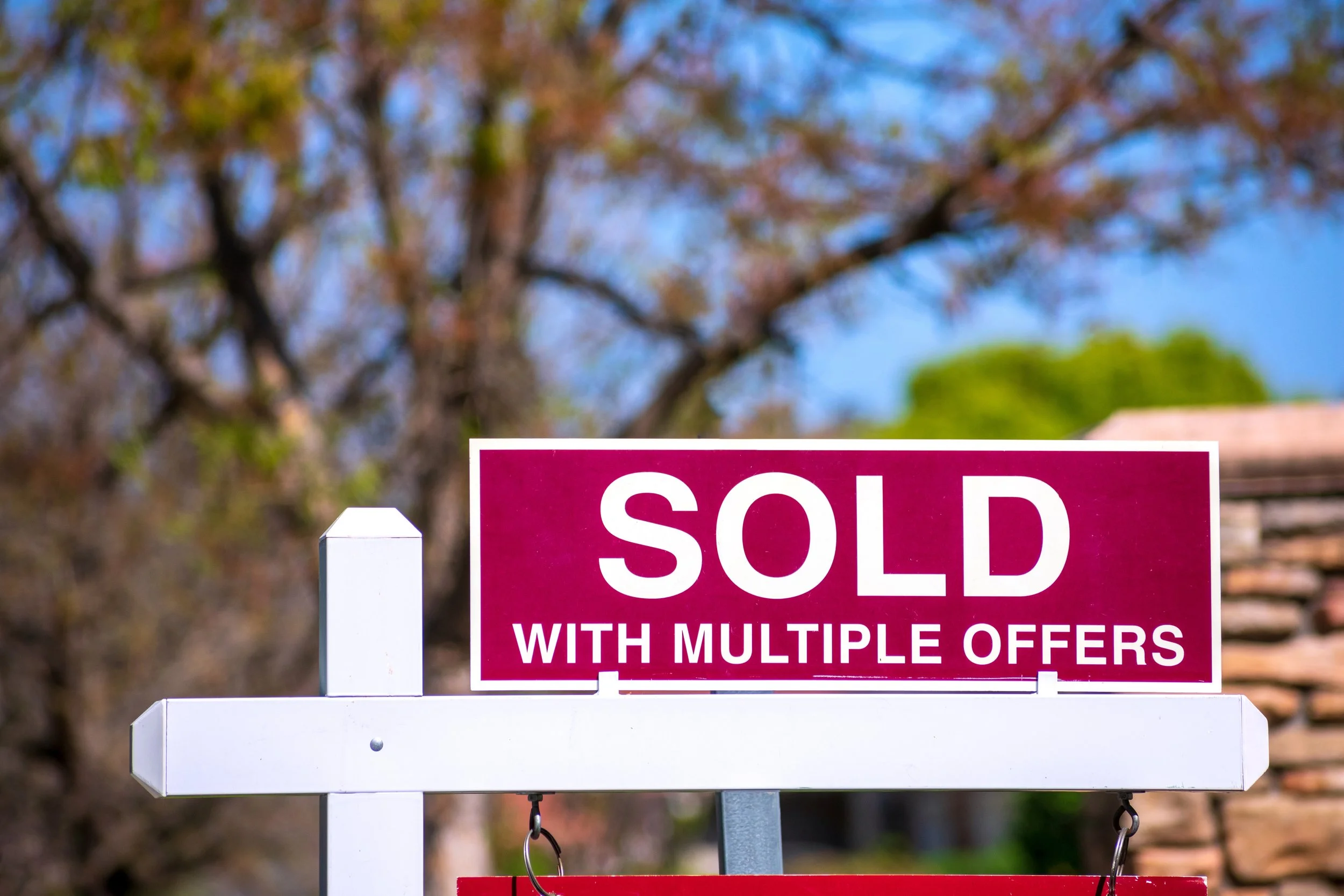 Pricing Your Home Right: Strategies for Setting a Competitive Price