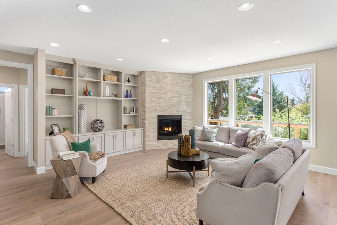 Staging vs. Decorating: Why the Difference Matters