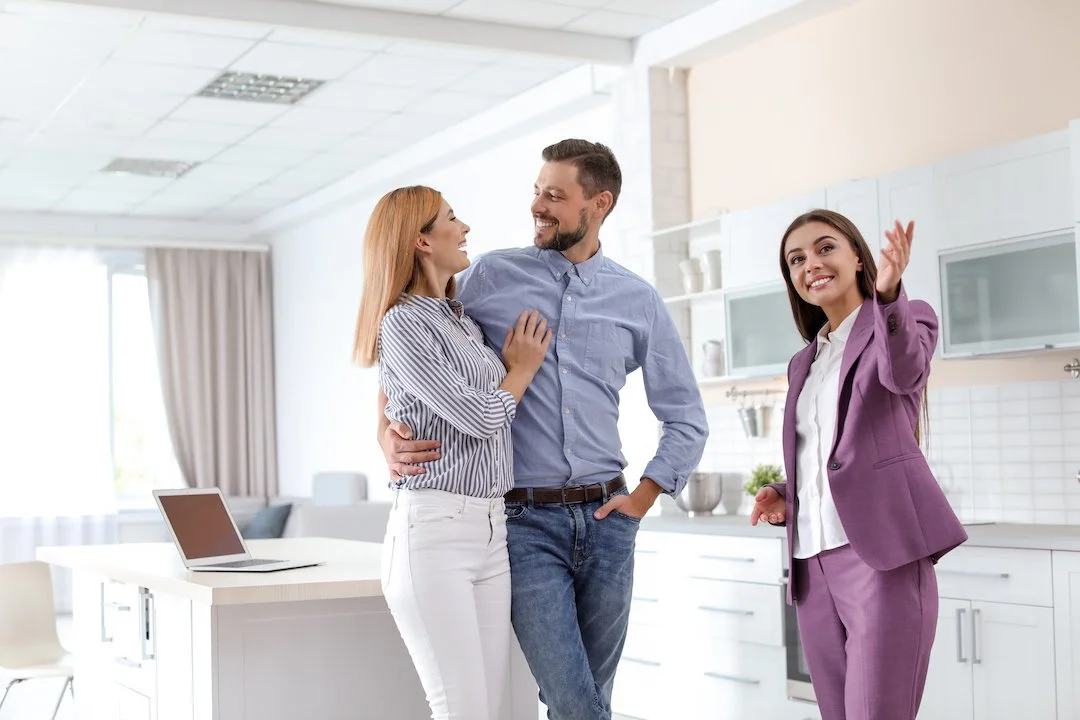 Closing Before Fall: What Buyers Need to Do Now