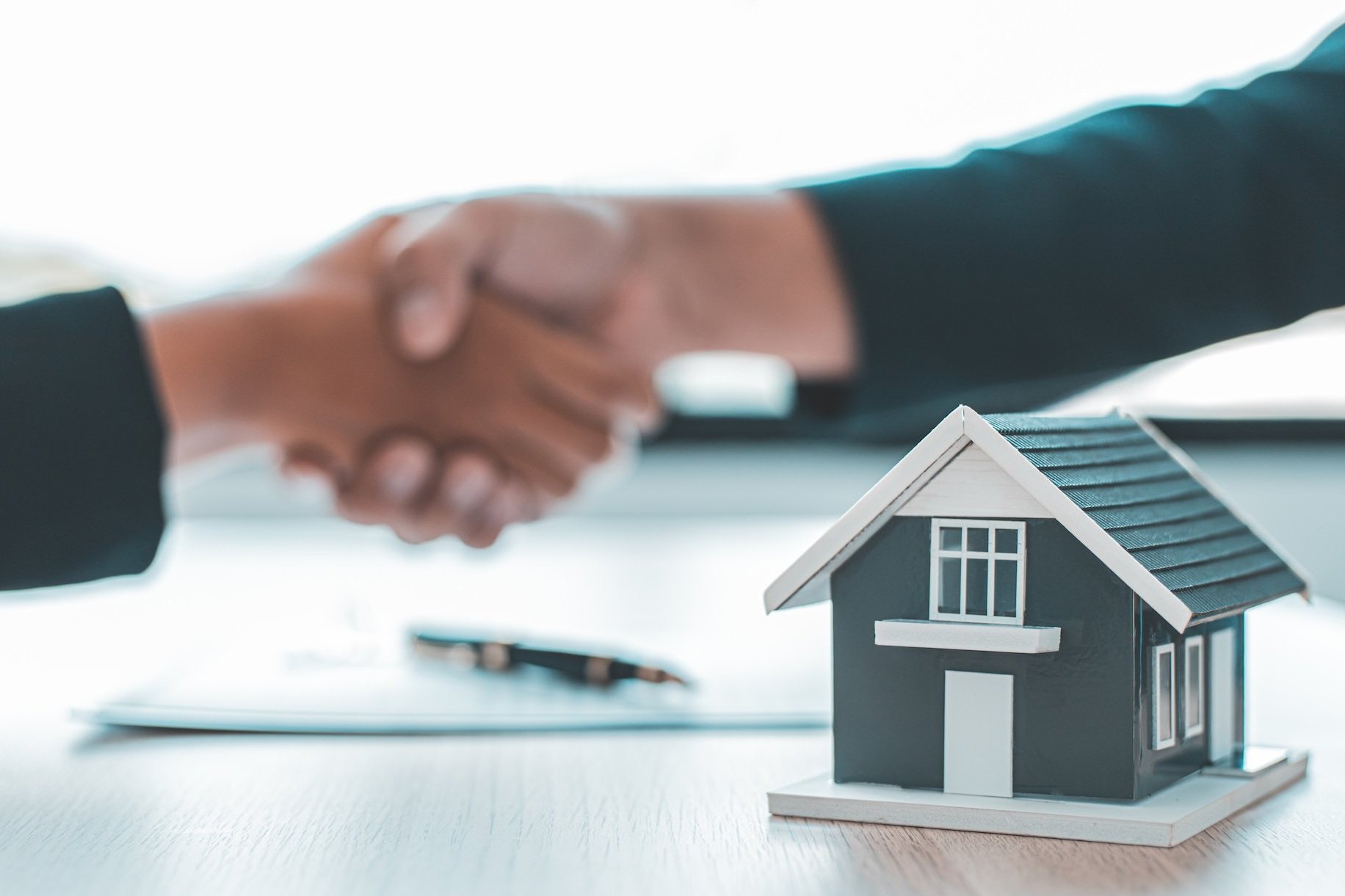 The Art of Negotiation: Tips for Buyers and Sellers