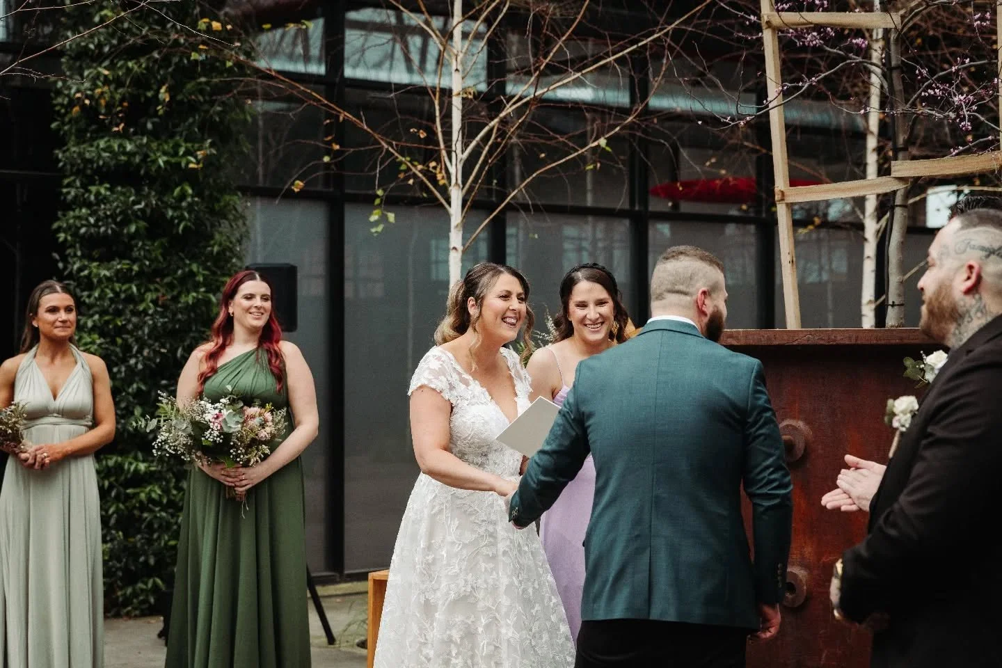 Happy anniversary lovers 🩷 

Photographer: @_searchingforsomething
Venue: @1915geelong
Hair &amp; Makeup: @blushbar_brides
Celebrant: @ajarmstrongcelebrant 💁🏼&zwj;♀️