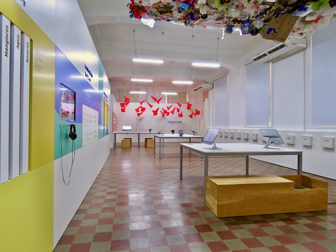 Gestión y desarrollo de proyectos de museografía técnica y conceptual.