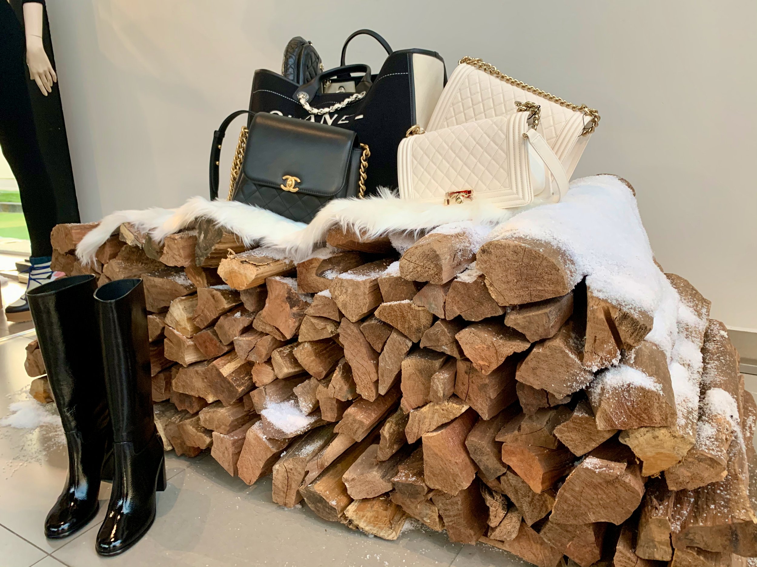 Chanel winter 2019-14.jpeg