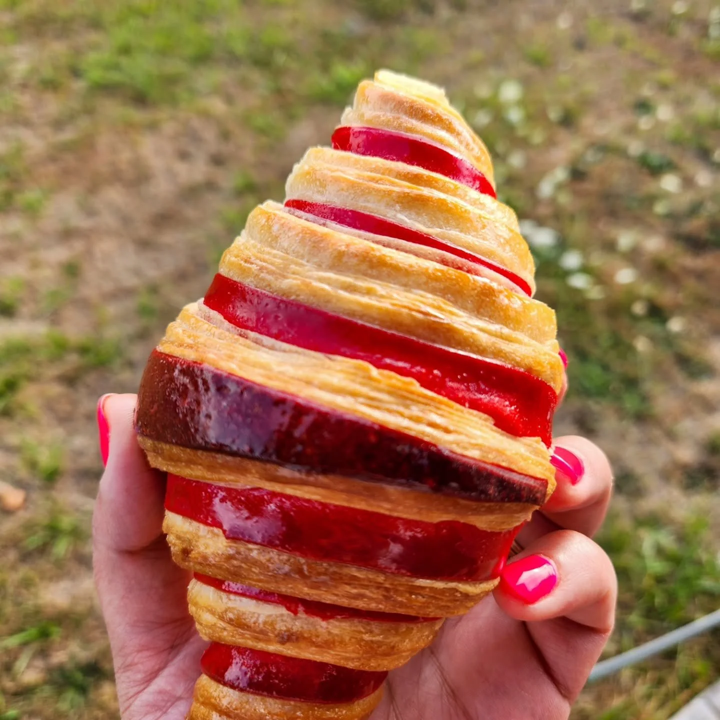 #bicolorcroissant#croissant#lamination#frenchpastry#bakedgoods#bakersofinstagram#withlove#smallbusiness#microbakerylife#pnwbaker#shortandsweetbakery