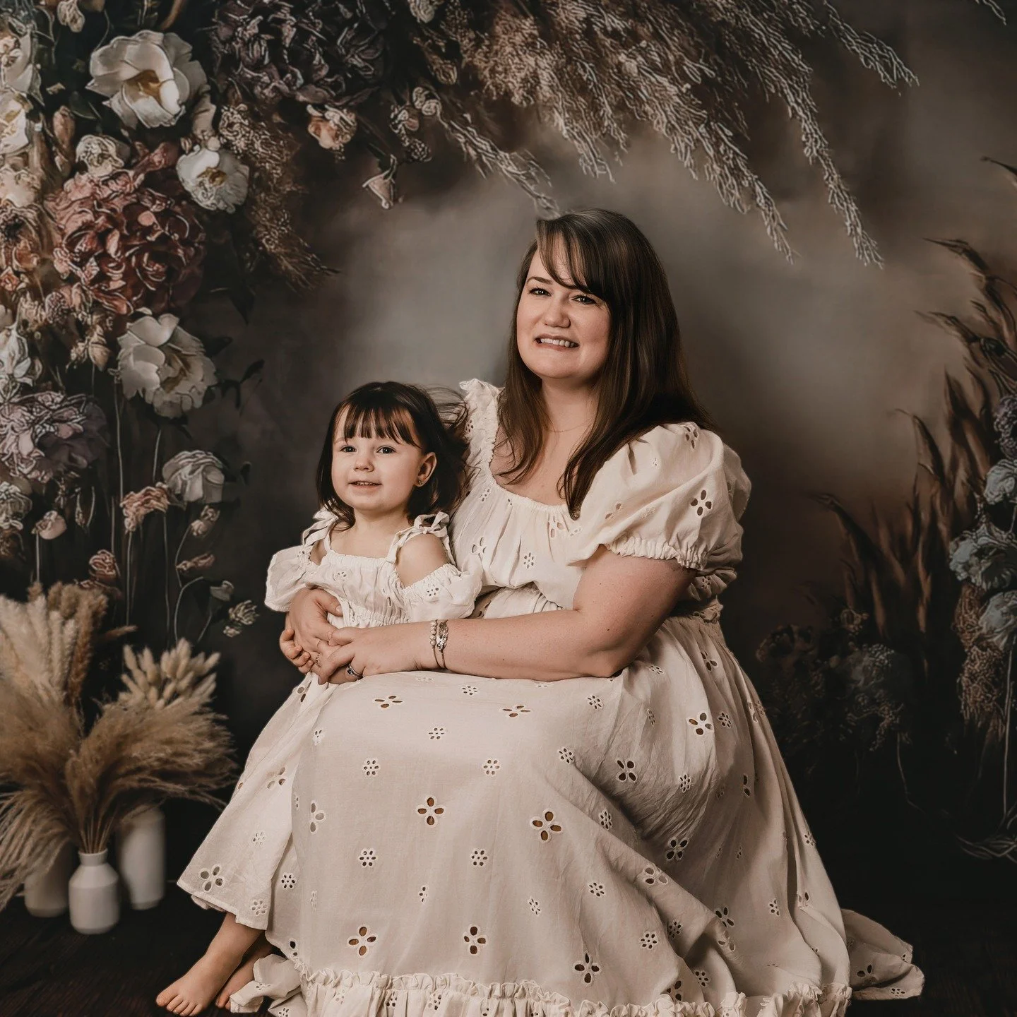 I&rsquo;d been dreaming of doing a Mommy &amp; Me session with my daughter, Sienna, for a while now. She&rsquo;s my wild child&mdash;full of energy, curiosity, and zero interest in sitting still. So I waited, hoping for the right moment.
She still wi