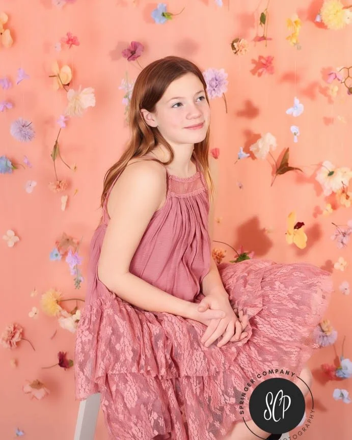 Now booking my floral minis! Check my profile for the link 🌸 #springercompanyphoto #floral #springminisessions #southbend #southbendphotographer #michianaphotographer #dtsb