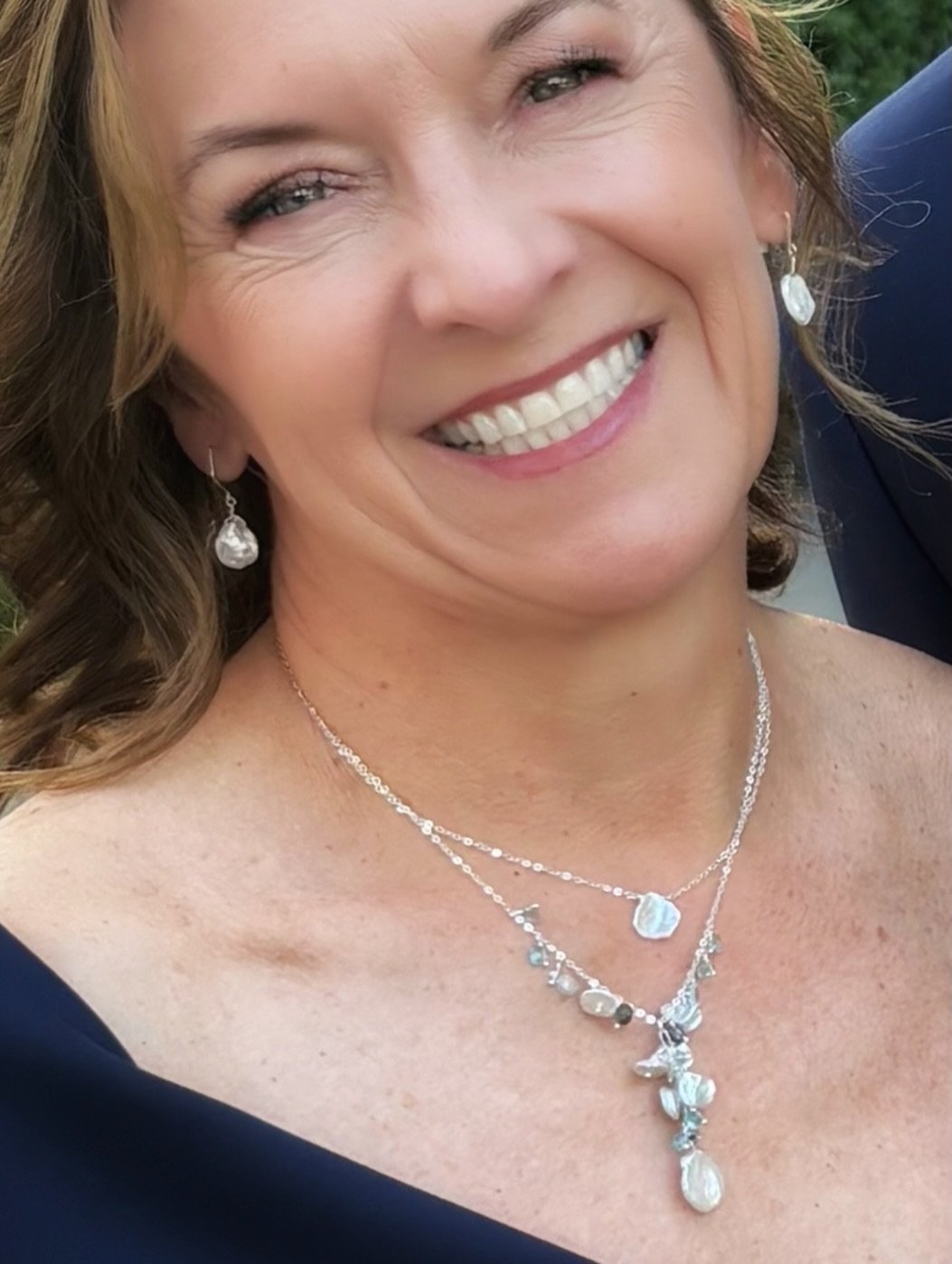 A full set for a dear friend whose beautiful daughter just got married.

Look at that smile.
That&rsquo;s the whole story.

There&rsquo;s nothing better than making pieces someone chooses for a once-in-a-lifetime moment. 🤍

That joy? It&rsquo;s why 