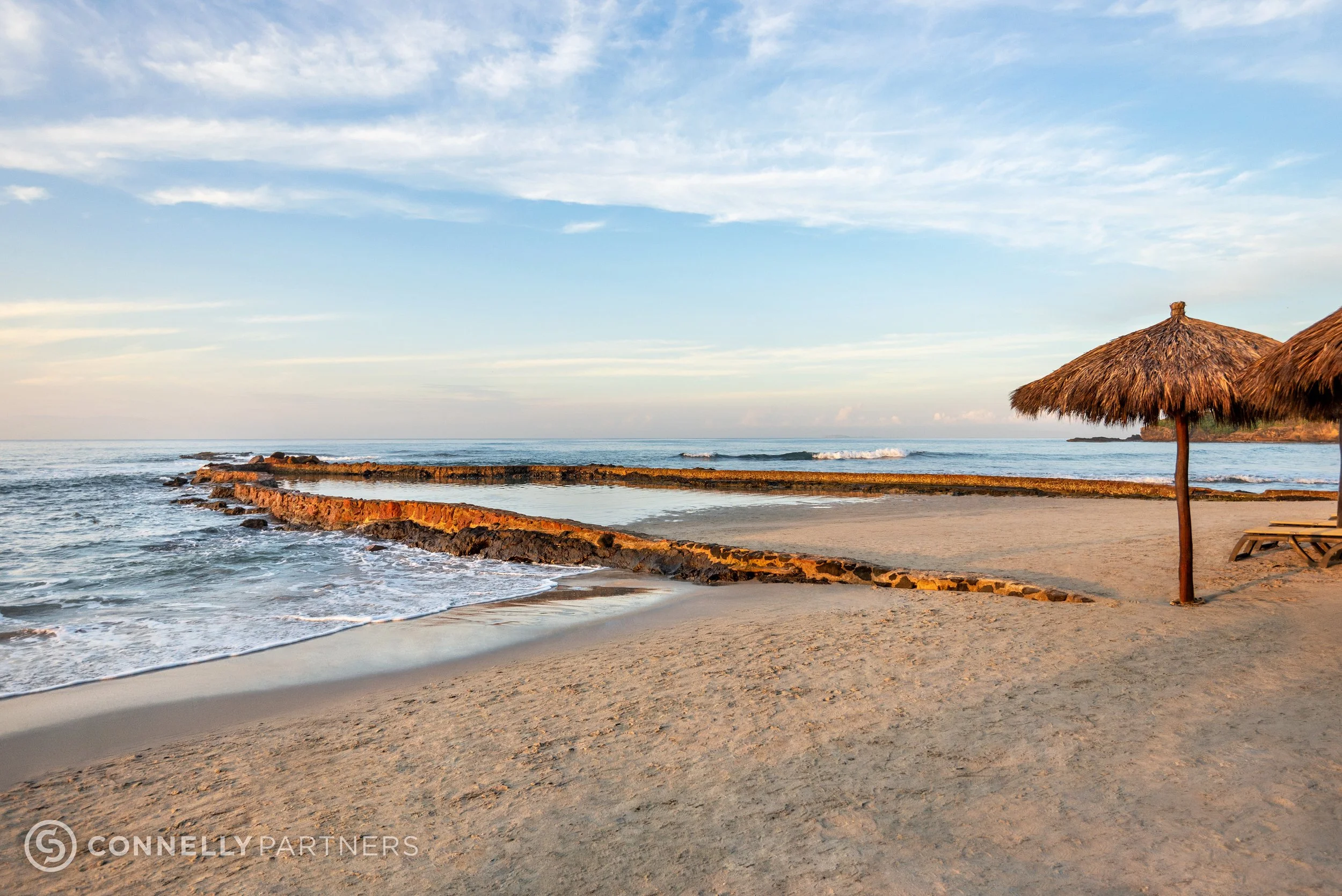 grand-palladium-vallarta-saltwater-pool-beachfront.jpg