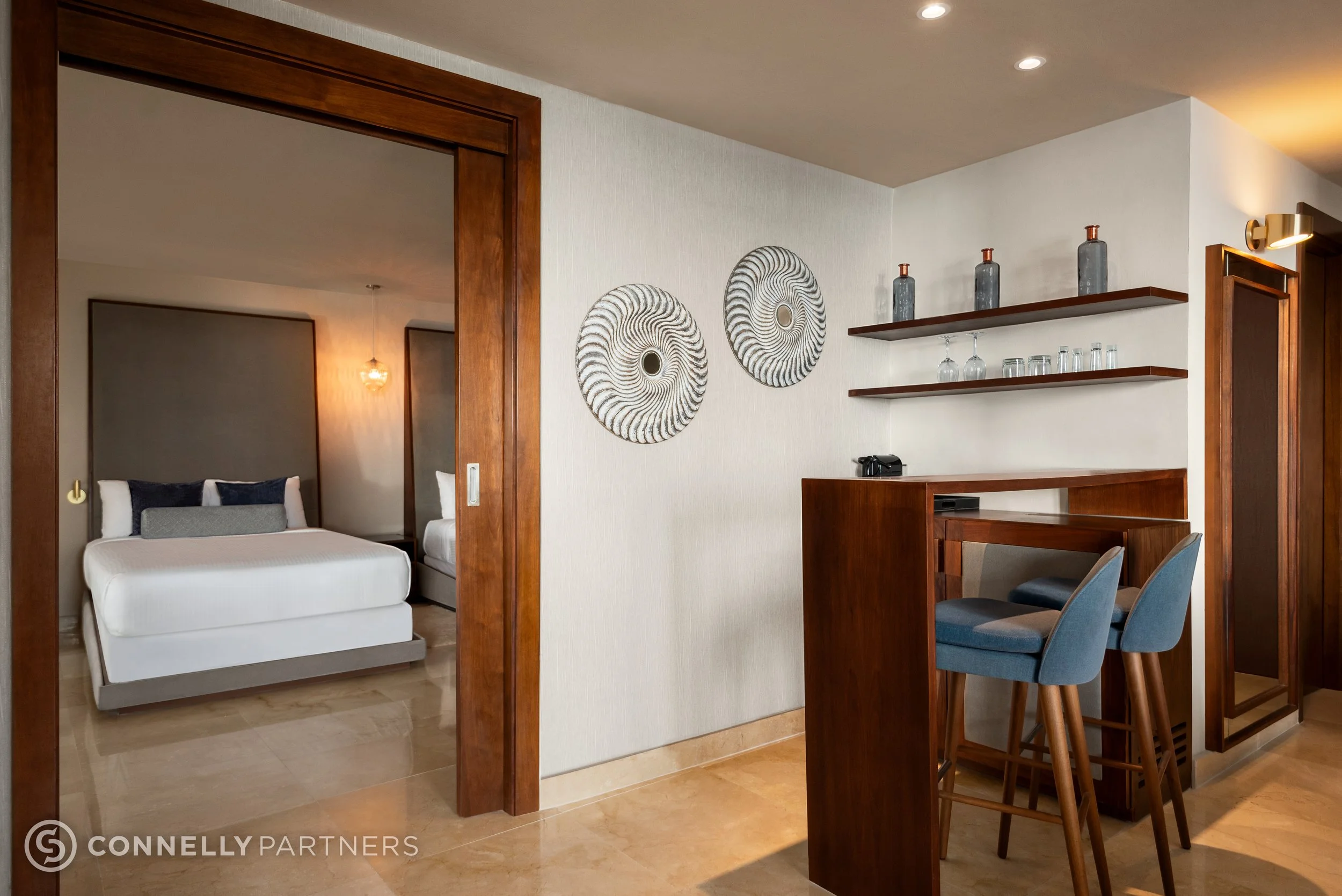 grand-palladium-vallarta-signature-suite-interior-king.jpg