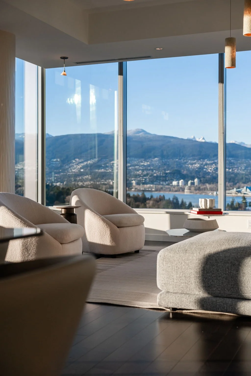 coal-harbour-haven-penthouse-living-room-natural-light-vertical.jpg