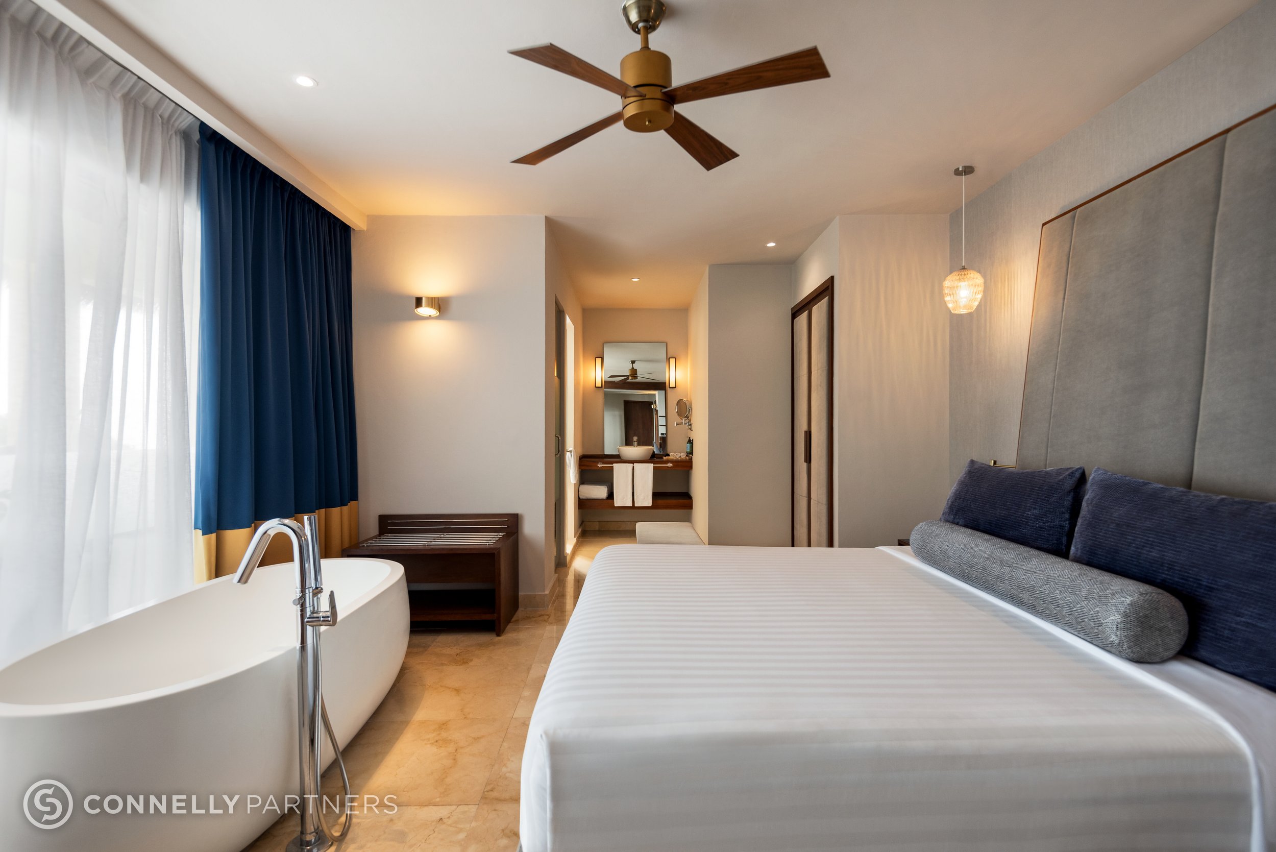 grand-palladium-vallarta-signature-suite-panoramic-ocean-view.jpg