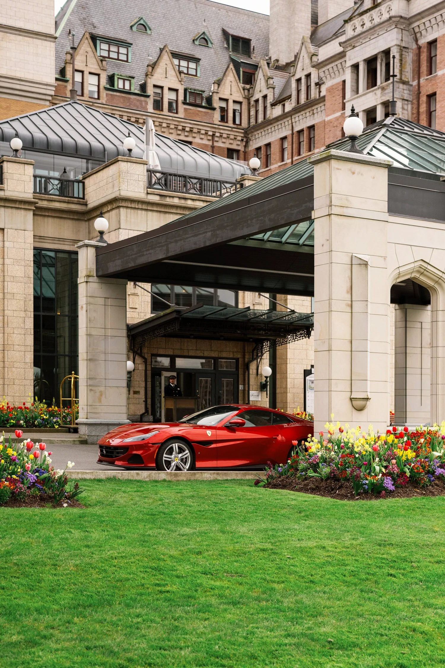 fairmont-empress-victoria-hotel-exterior.jpg