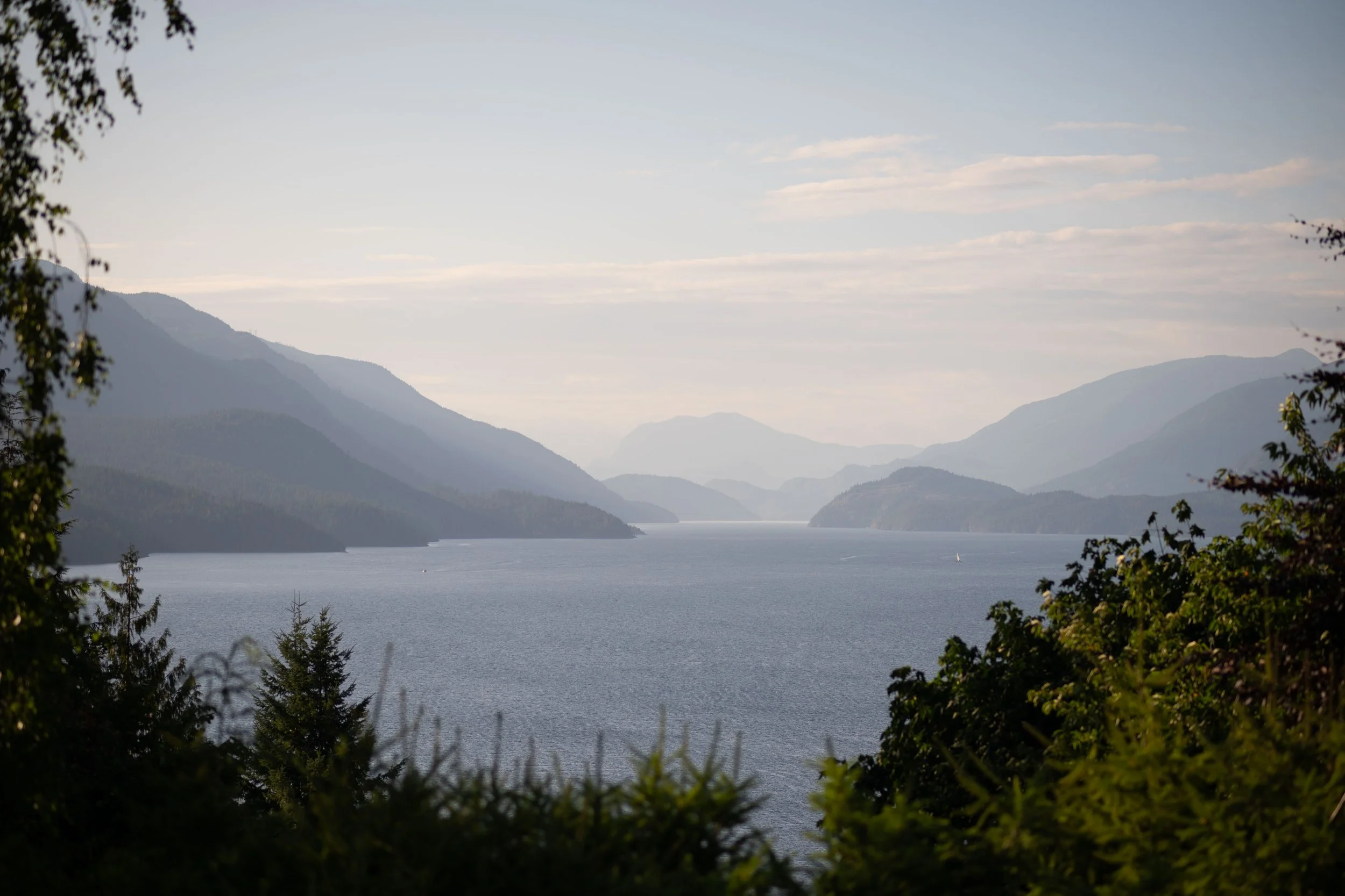 04-sunshine-coast-bc-coastal-inlet-mountain-panorama.jpg