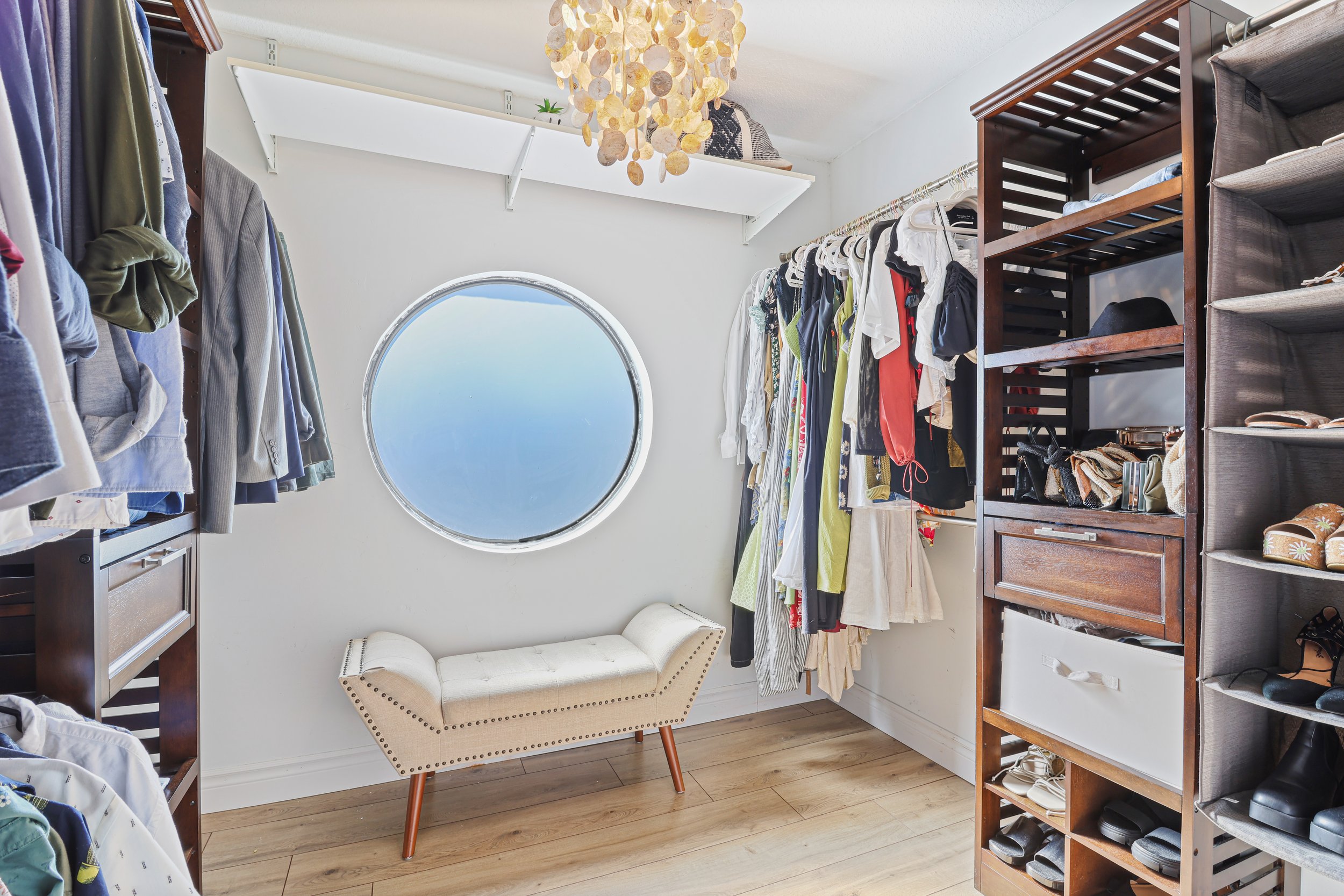 26 - CLOSET.jpg