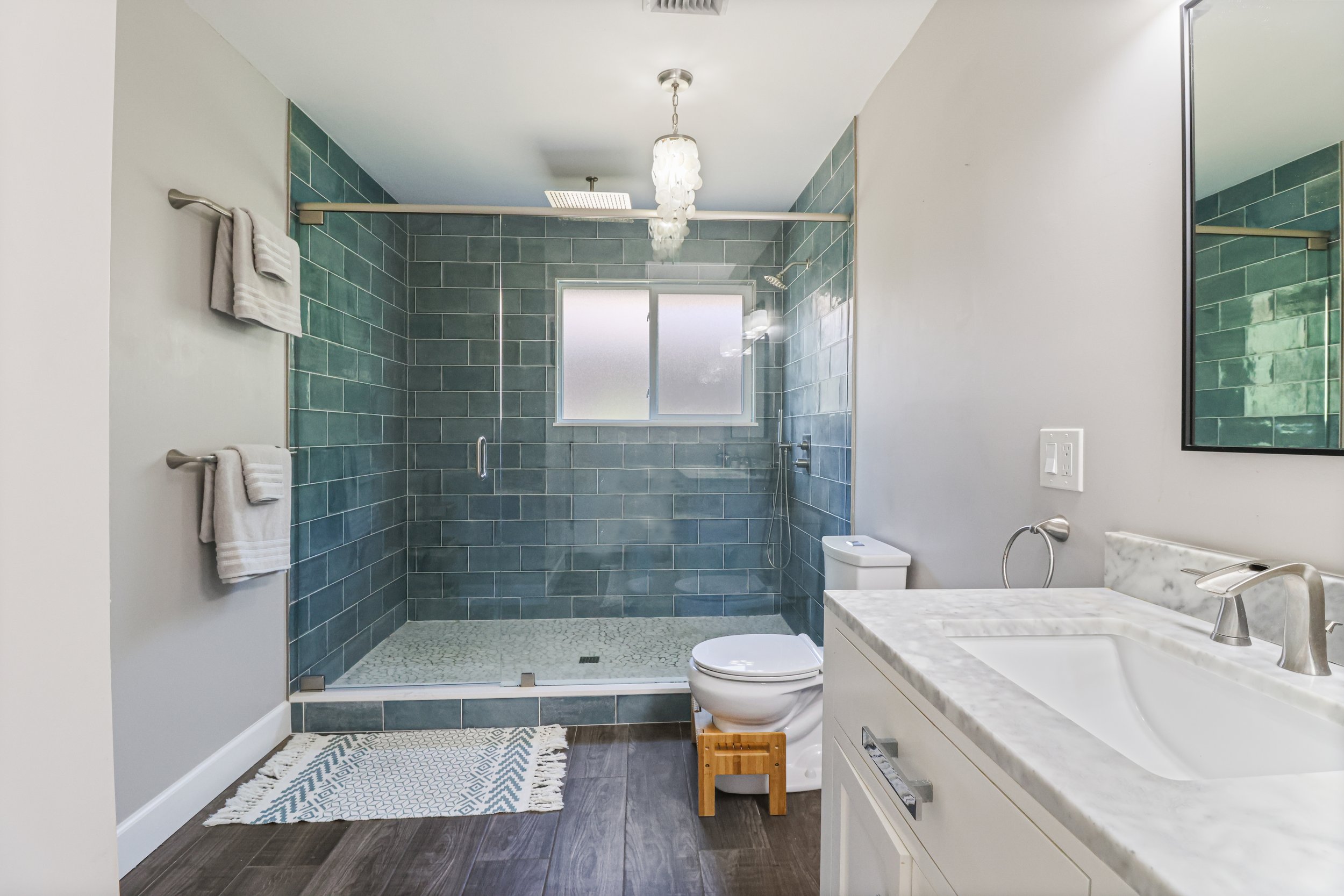25 - PRIMARY BATH 2.jpg
