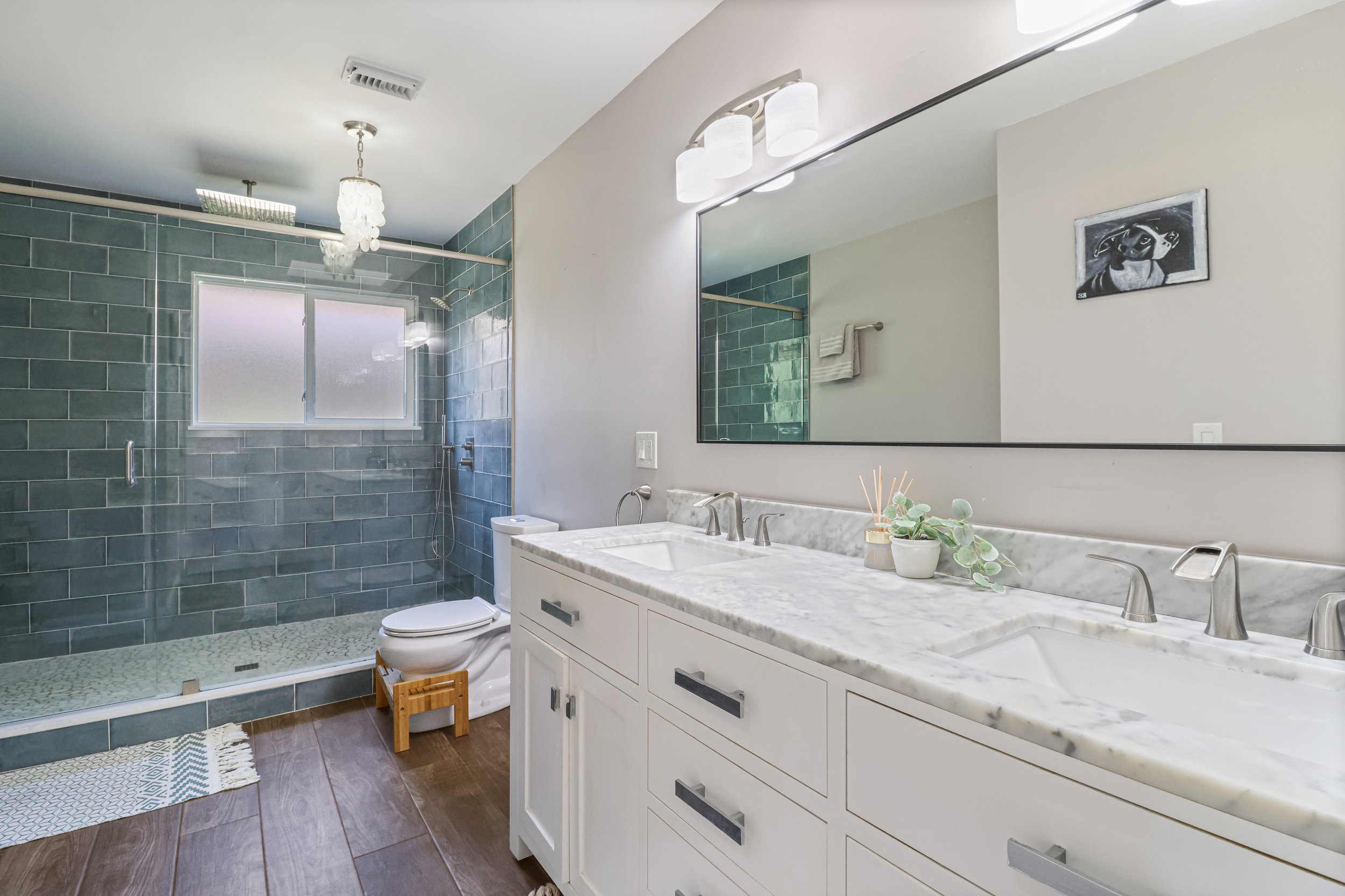 24 - PRIMARY BATH 1.jpg