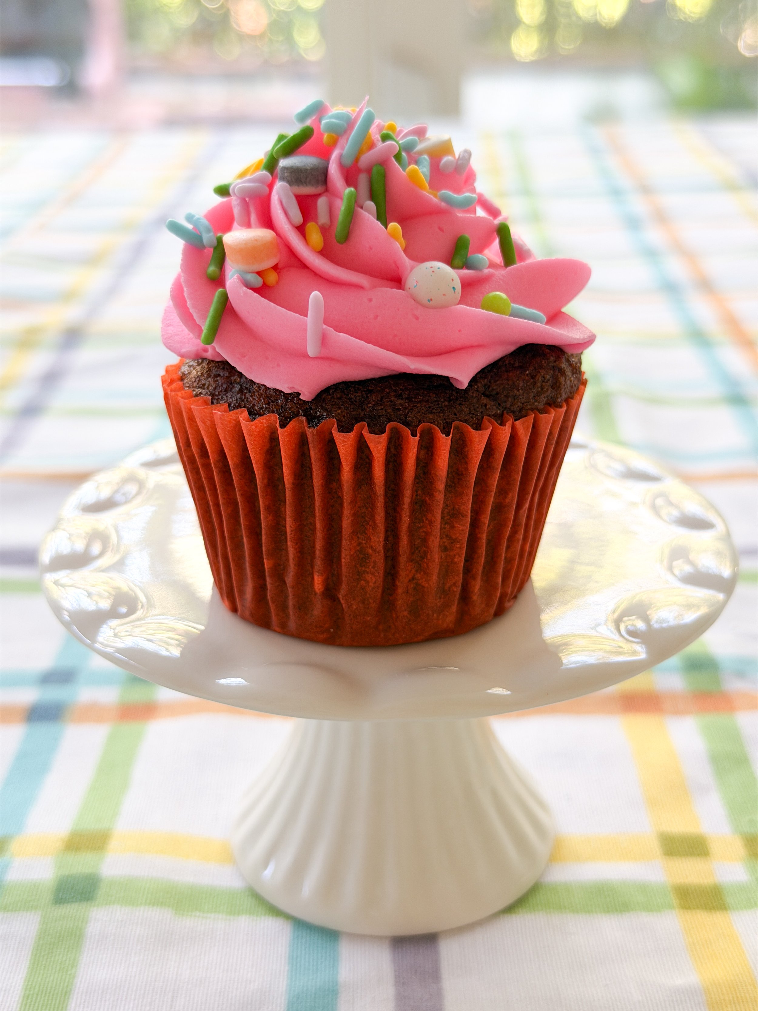 Easter Swirl Cupcake 2.JPG