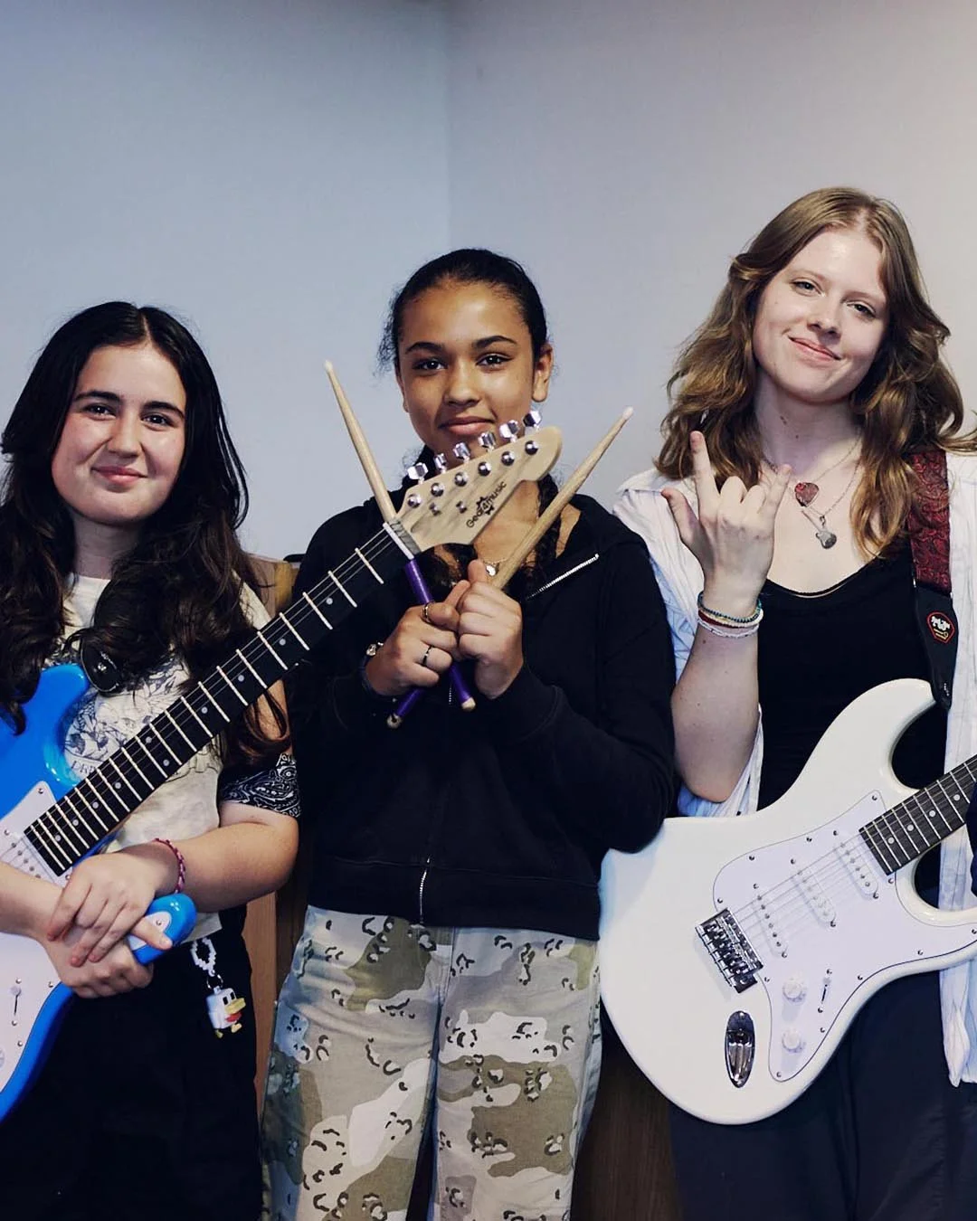 When you support Restore The Music, you&rsquo;re putting instruments into classrooms and opportunities into the hands of young people 🎶⁠
⁠
Join us in shaping the future &mdash; donate now via the link in our bio.