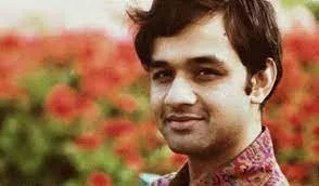 Two Leading Kashmir Universities Drop Agha Shahid Ali, Basharat Peer from English MA Courses 