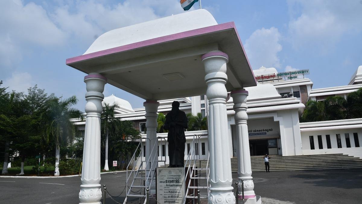 Periyar University in Salem issues memo to faculty for releasing books on Periyar, Macaulay