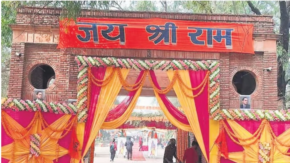 DU, JNU students hold hawan; DTF calls it political, partisan