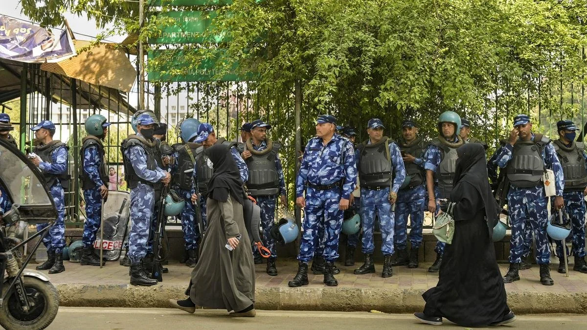 CAA Implementation | Security Beefed Up Around Jamia Millia Islamia, Police Patrol Northeast Delhi