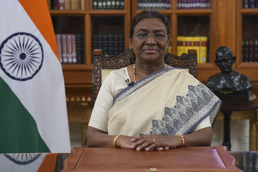Teachers’ Body Nudge to President Droupadi Murmu on Plea Against Delhi University’s Law Course