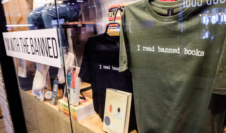 US Public Schools Banned 10,000 Books in Most Recent Academic Year