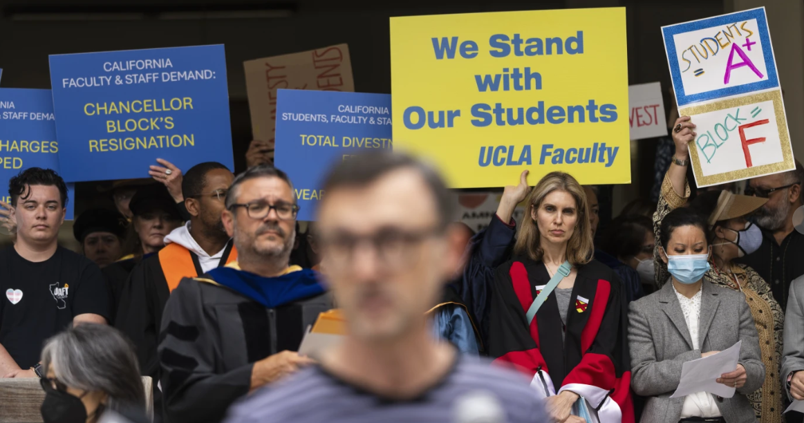 New Campus Protest Rules Spur An Outcry from College Faculty