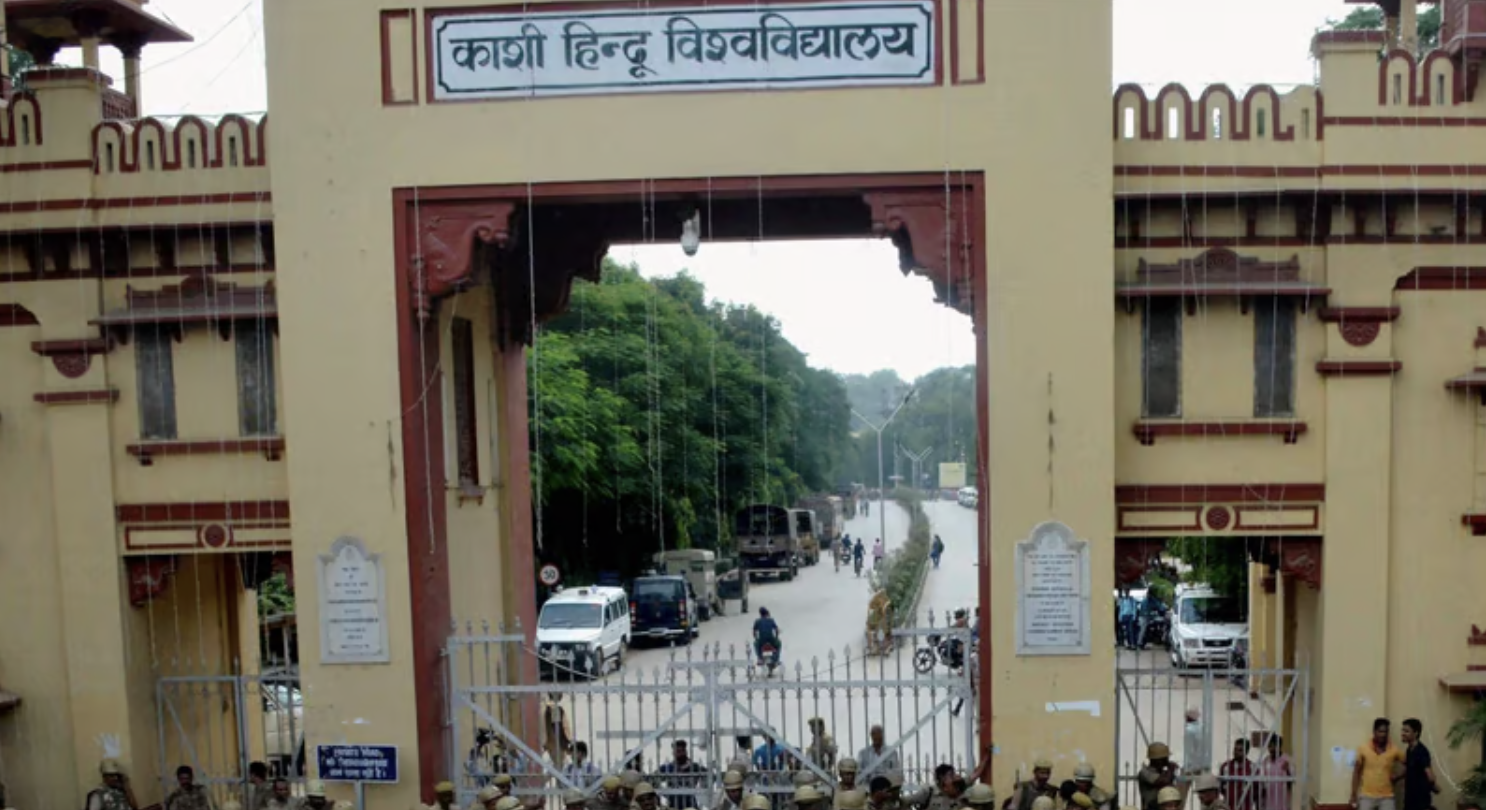 13 BHU Students Held for Trying to Burn Copies of Manusmriti on Campus