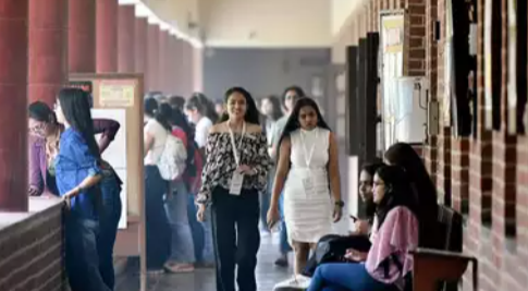 States, Private Universities Object to NEP Rider for College Ratings