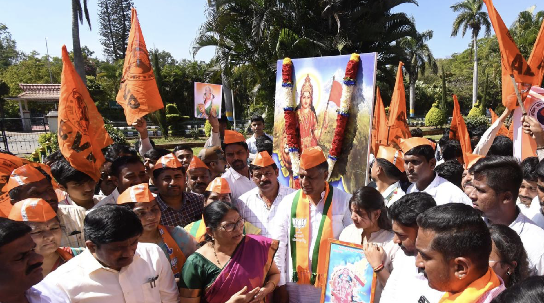 Karnatak University Withdraws Lesson from Textbook Following Opposition, Protest