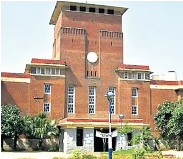 DU History Syllabus: Row Over Fourth Year Syllabi Readings