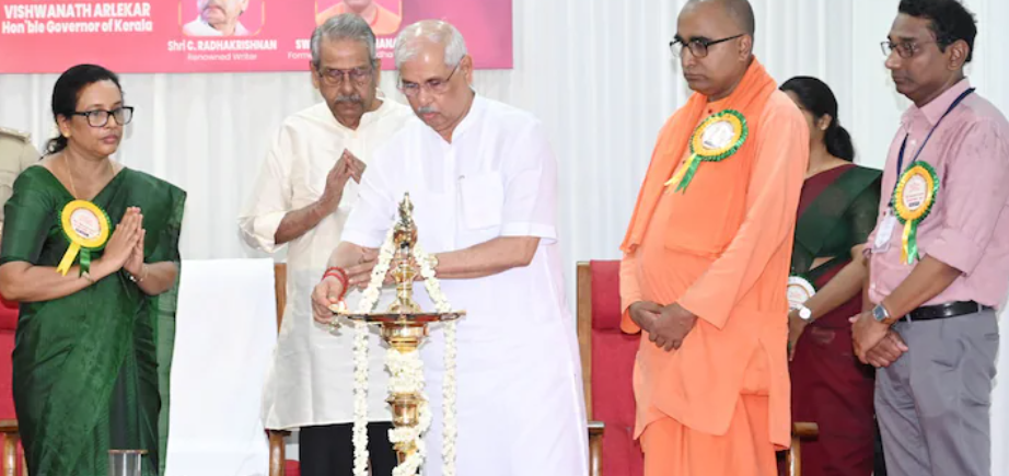 Governor’s Visit to Kalady Sanskrit University: HOD Accused of ‘Threatening’ Students to Attend The Event