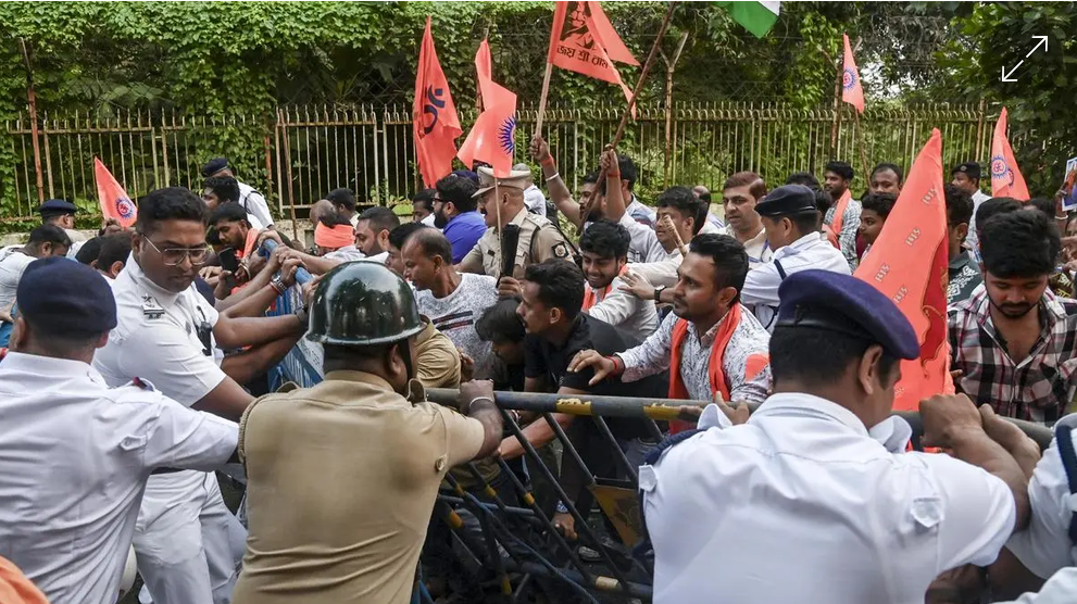 Mobs Run Amok on Bengal Campuses as Authorities Look On