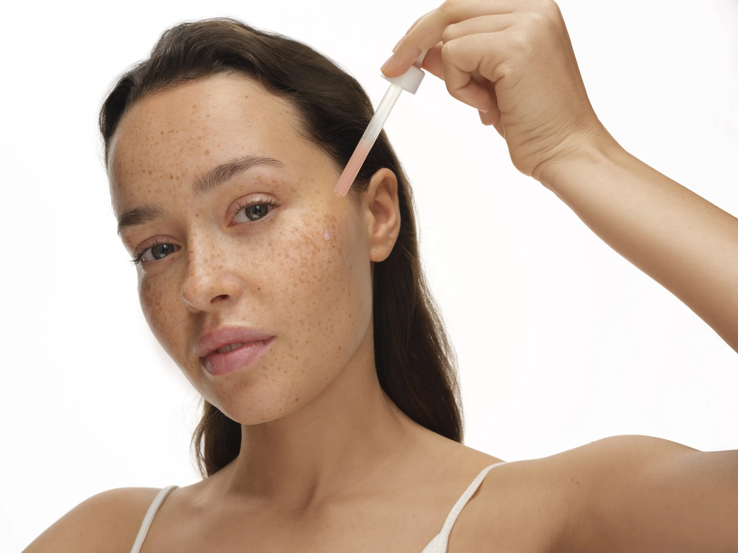 KV3 - ANTI-DARK SPOTS ROUTINE melaB3 serum.jpg