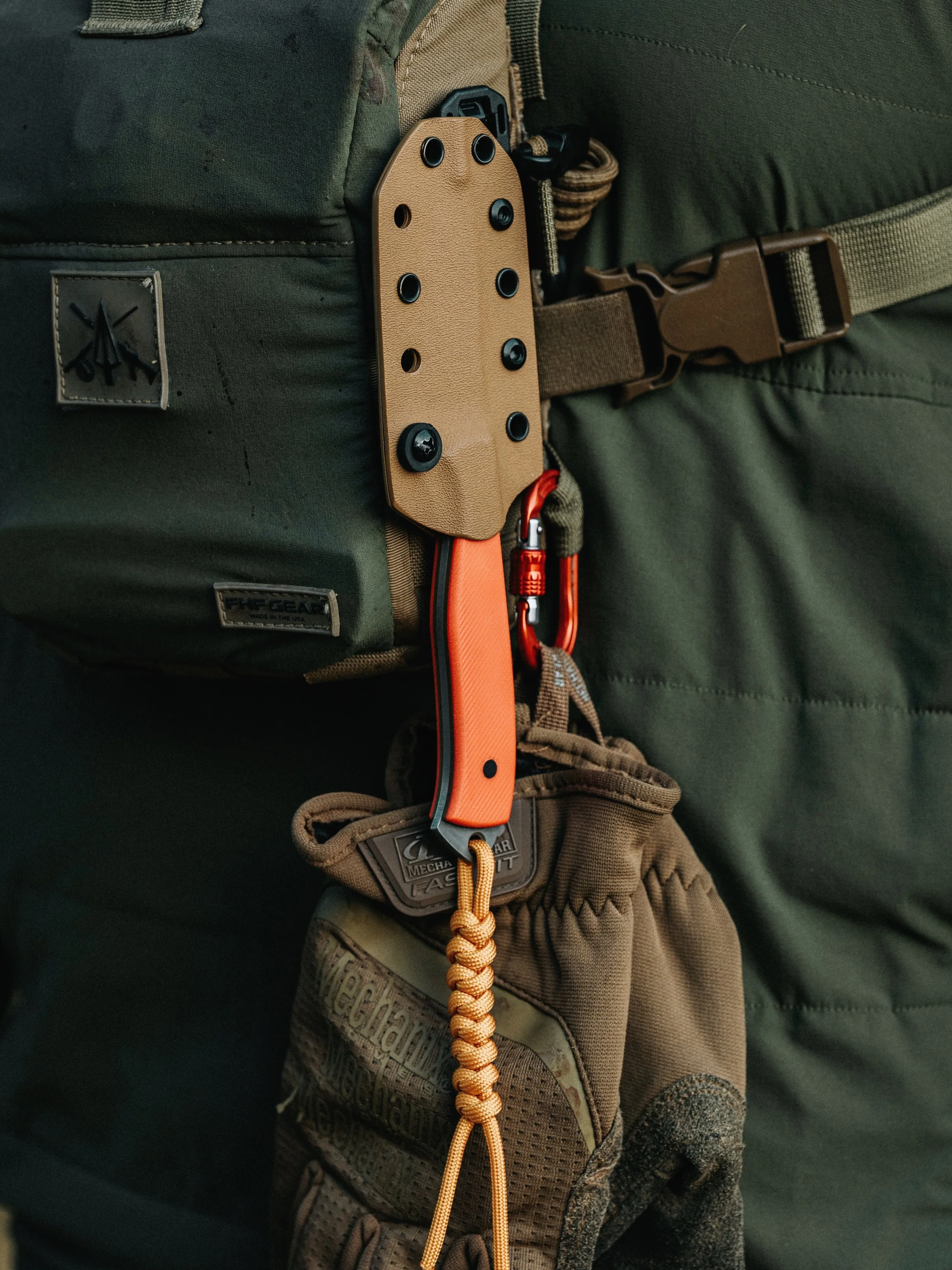 KNIFE DROP 002 / PACK KNIFE // NOW LIVE 

Some evenings make you work for it. Others just fall into place.

The right deer, in the right place, with the late August sun setting behind us.

A lone fallow pricket at 180 metres. A few seconds on the sti