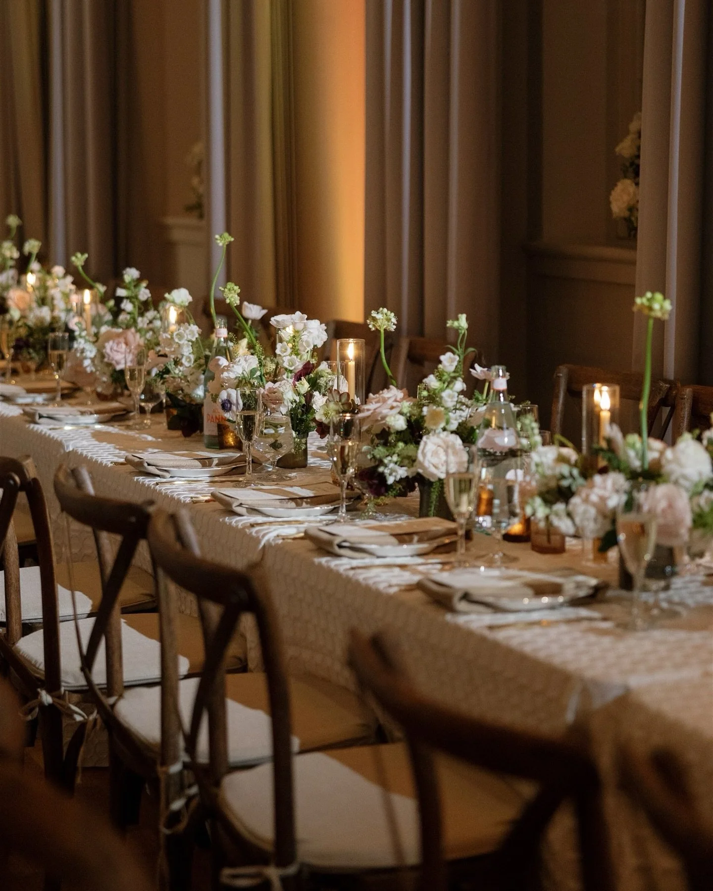 One for the lovebirds 🕊️🪶🤍

Venue &amp; catering - @visitationhotel 
Planning &amp; design - @blakeeventco 
Lead Photography - @madi.pere 
Photo team - @maddiekayephoto @rachellcooperr 
Videography - @timothylebofilms 
Florals - @blossomblissflori