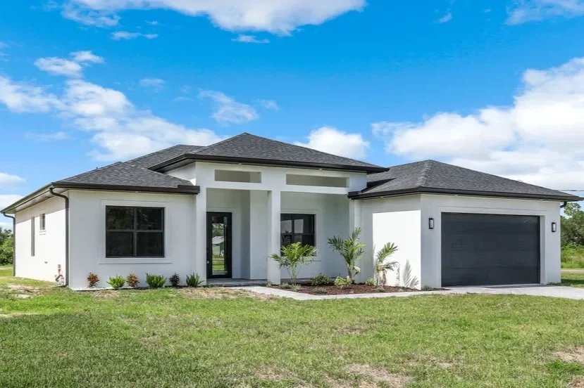 Completed custom home in Fort Myers FL built by Alexander2 Construction