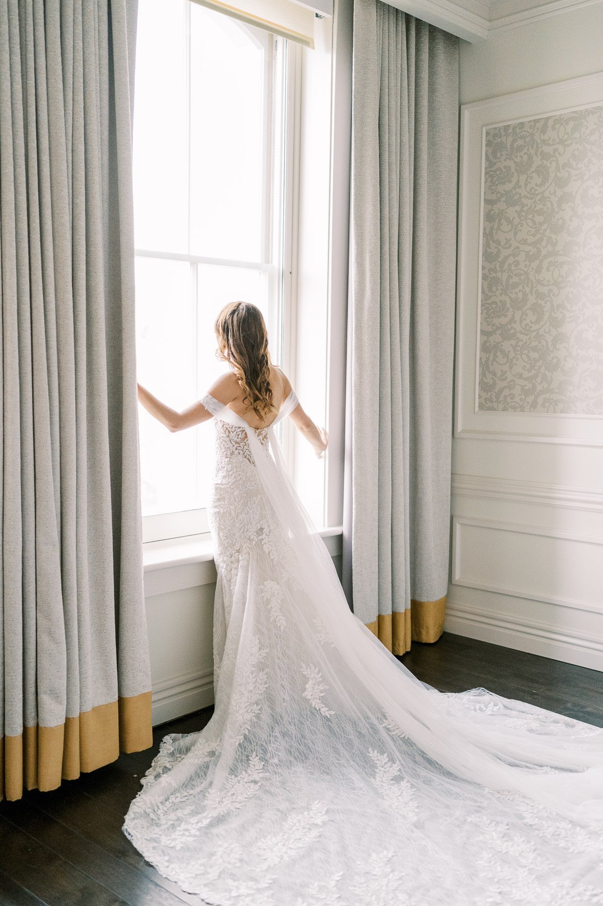 Martina Liana wedding gown at the Adelphi Hotel 