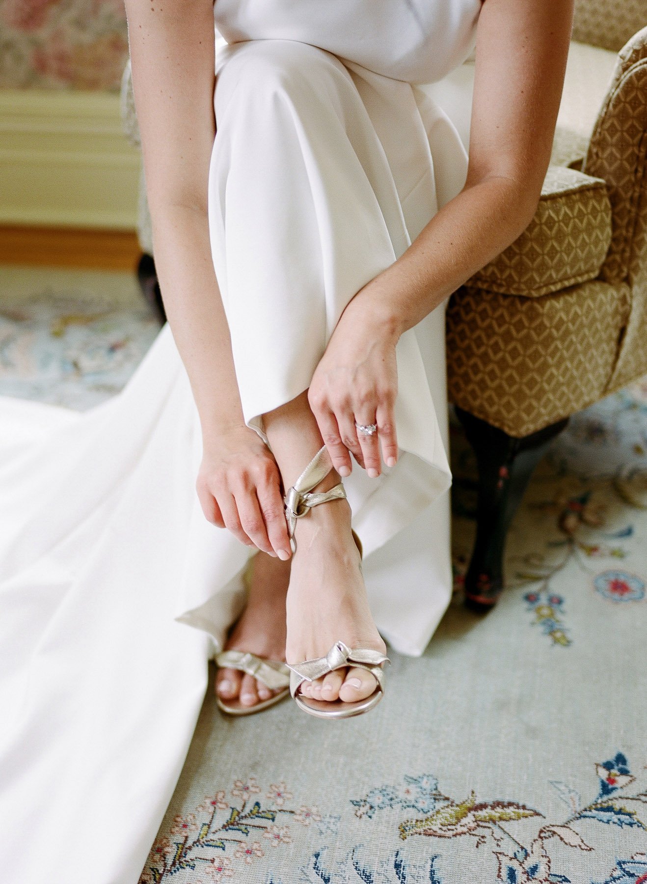 Inn at Erlowest Wedding with Kelly Strong by Michelle Lange Photography-13.jpg