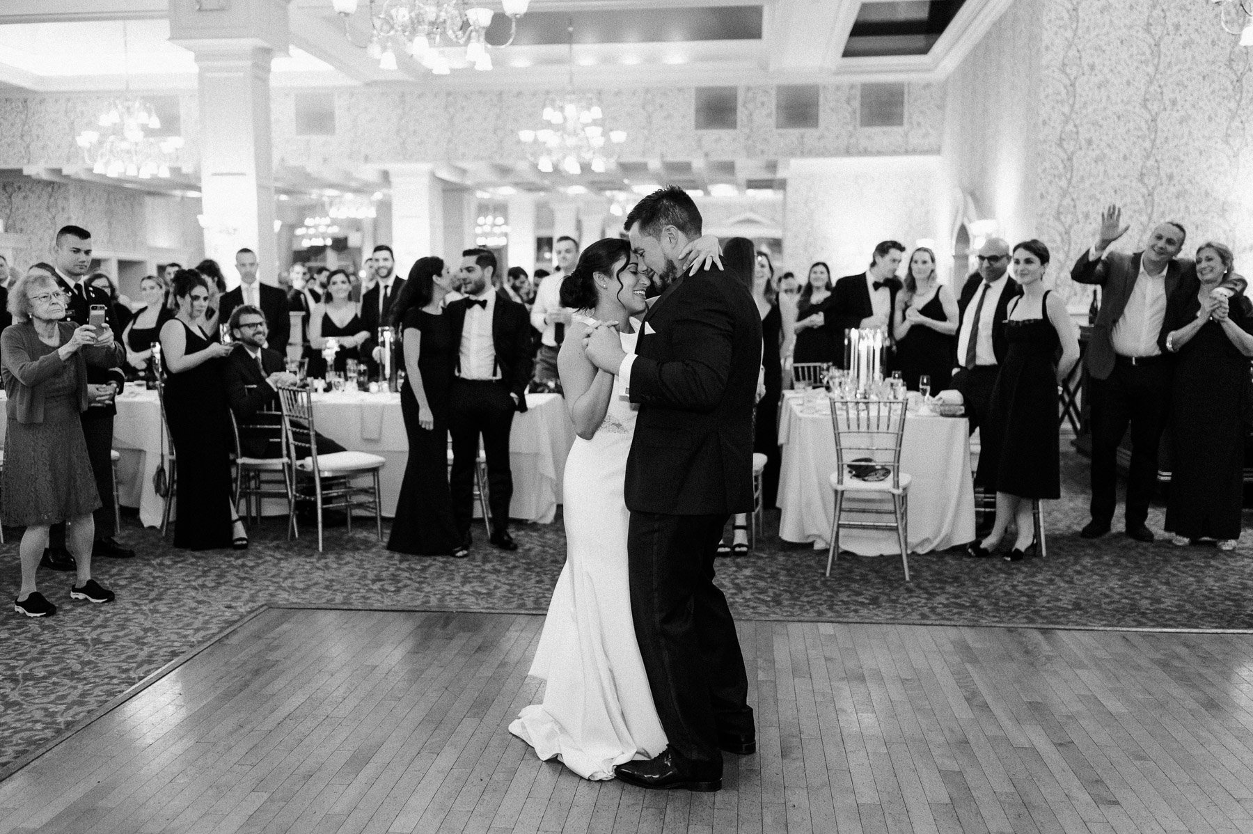 Inn at Erlowest Wedding with Kelly Strong by Michelle Lange Photography-74.jpg