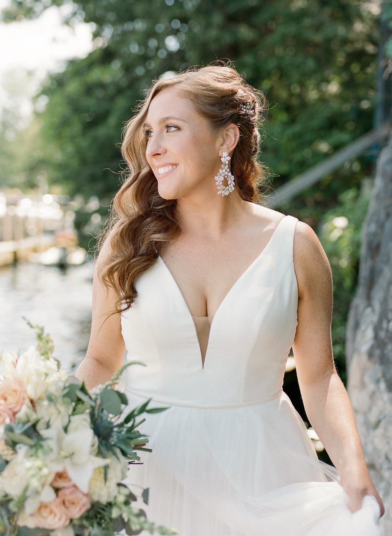 Blue Water Manor Lake George Wedding by Michelle Lange Photography-27.jpg