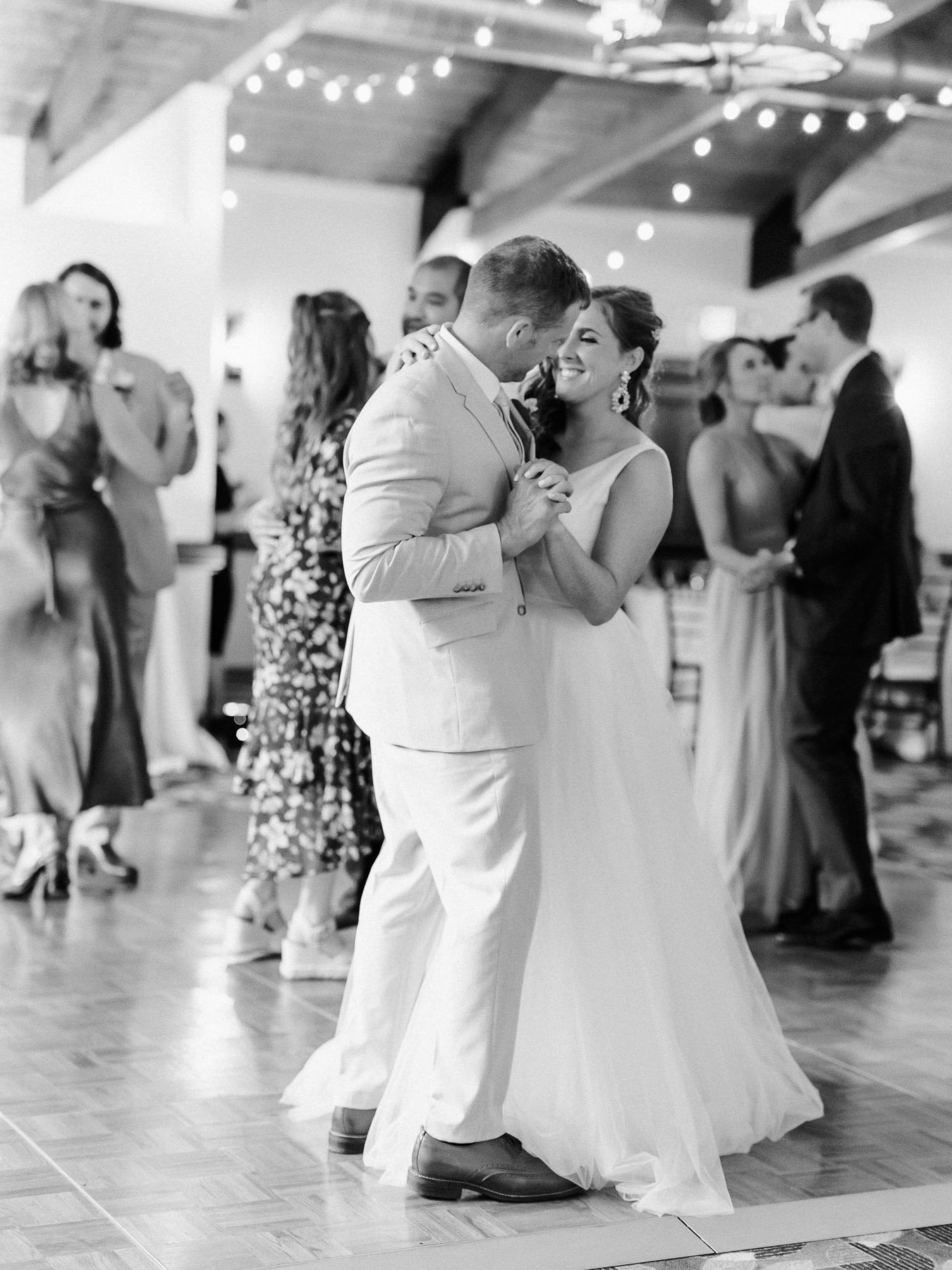 Blue Water Manor Lake George Wedding by Michelle Lange Photography-71.jpg