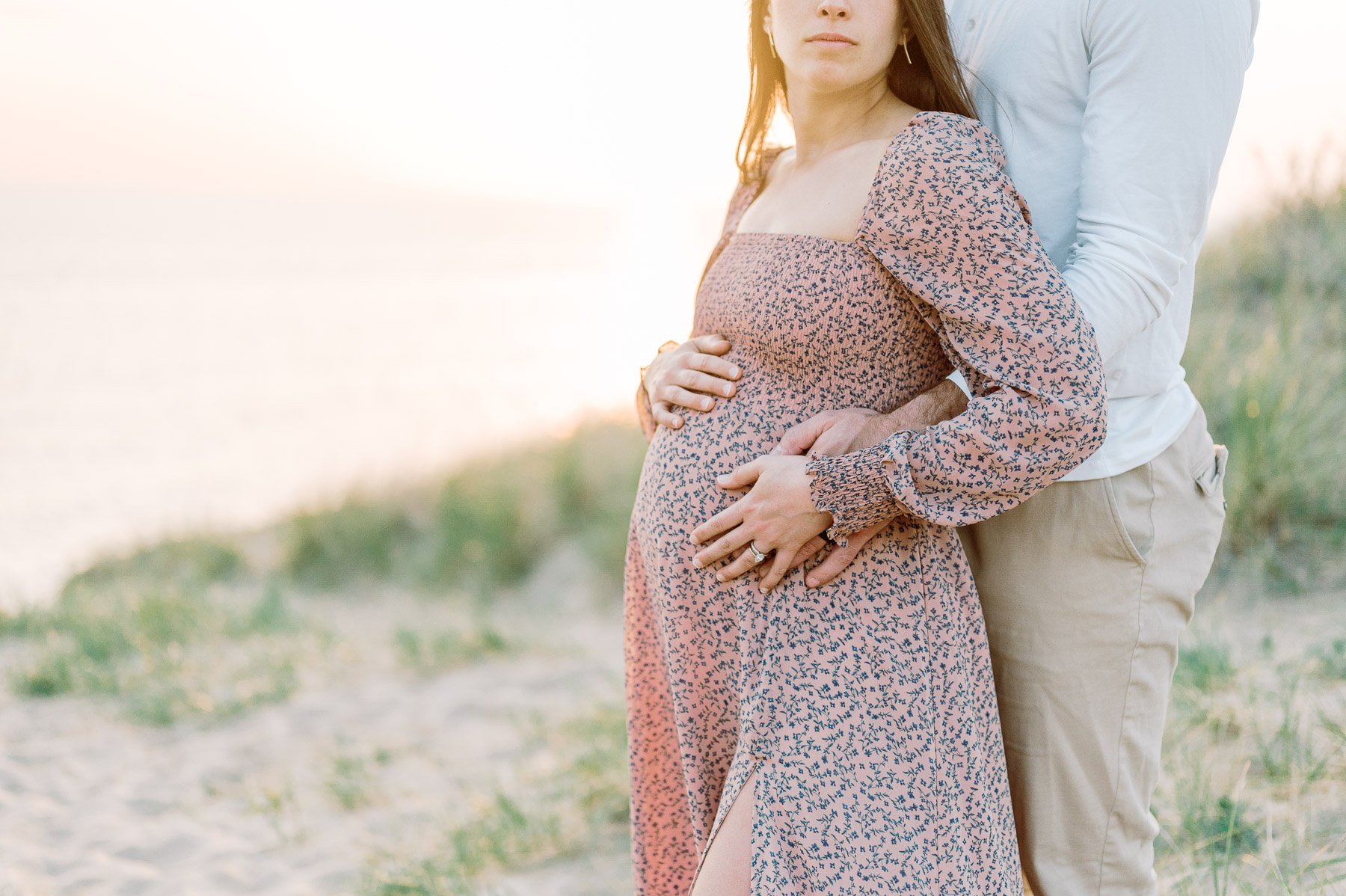 Michigan maternity photos by NY family photographer Michelle Lange-16.jpg