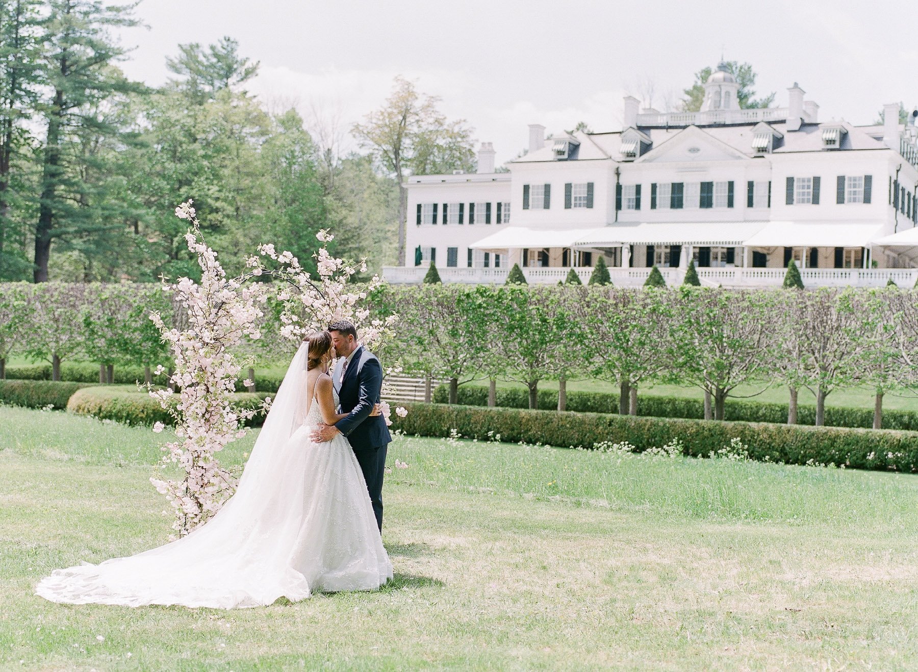 Kelly Strong The Mount Styled Wedding Editorial in Lenox MA by Michelle Lange Photography-61.jpg