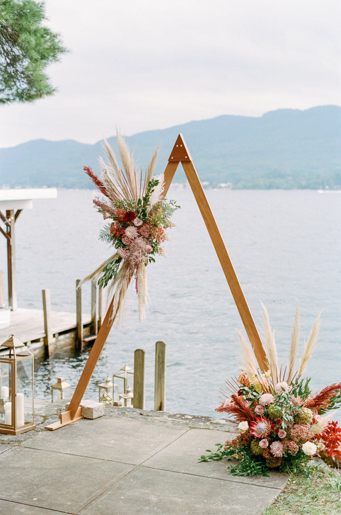 Lake George Wedding by Michelle Lange Photography-10.jpg