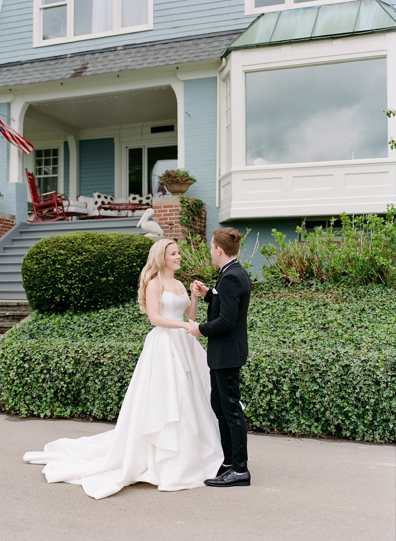 Lake Chautauqua Institution Wedding by Michelle Lange Photography-9.jpg
