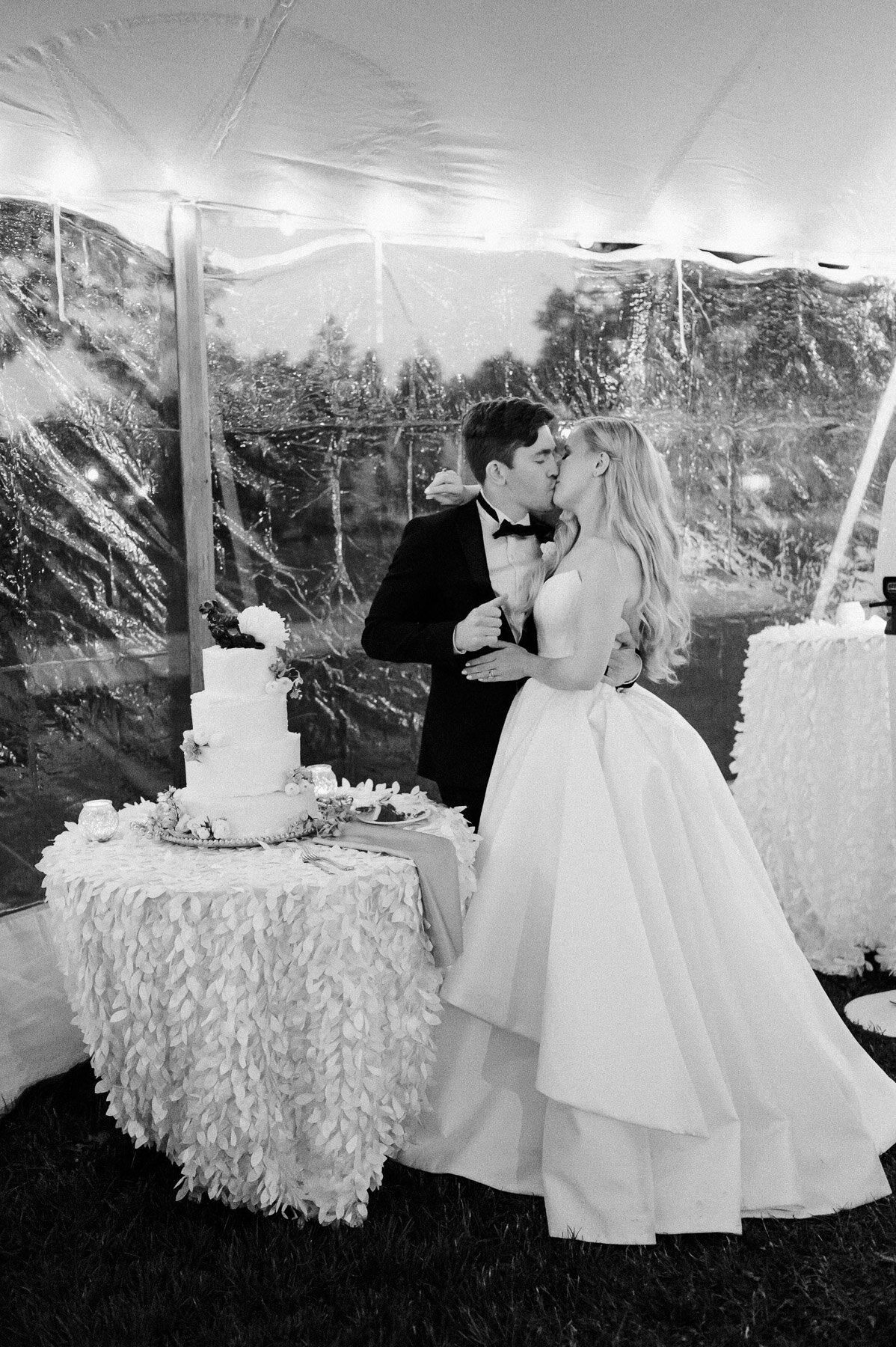 Lake Chautauqua Institution Wedding by Michelle Lange Photography-76.jpg
